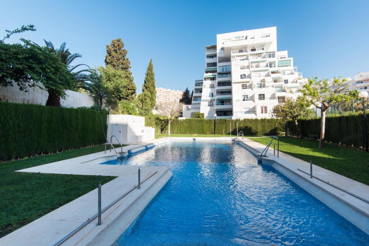 Estiloso Apartamento junto Arroyo de la Miel y Puerto Marina Benalmádena Exterior foto